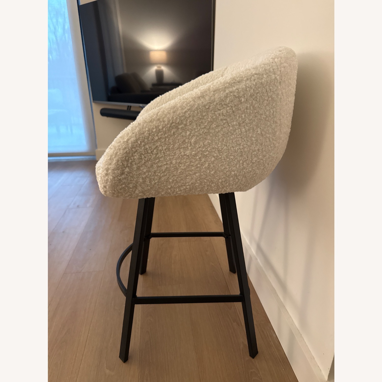 Amazon Zesthouse White Stools - image-3