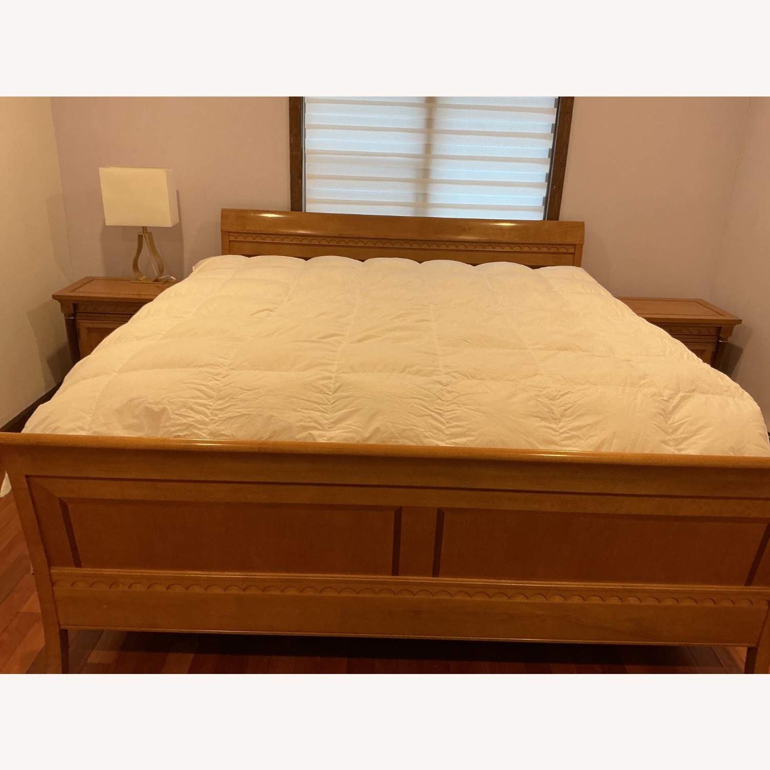 Natural Wood King Bed - image-3