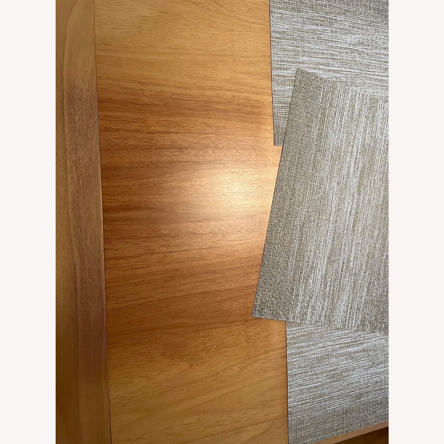 Sossego ZYV Natural Wood Dining Table - image-4