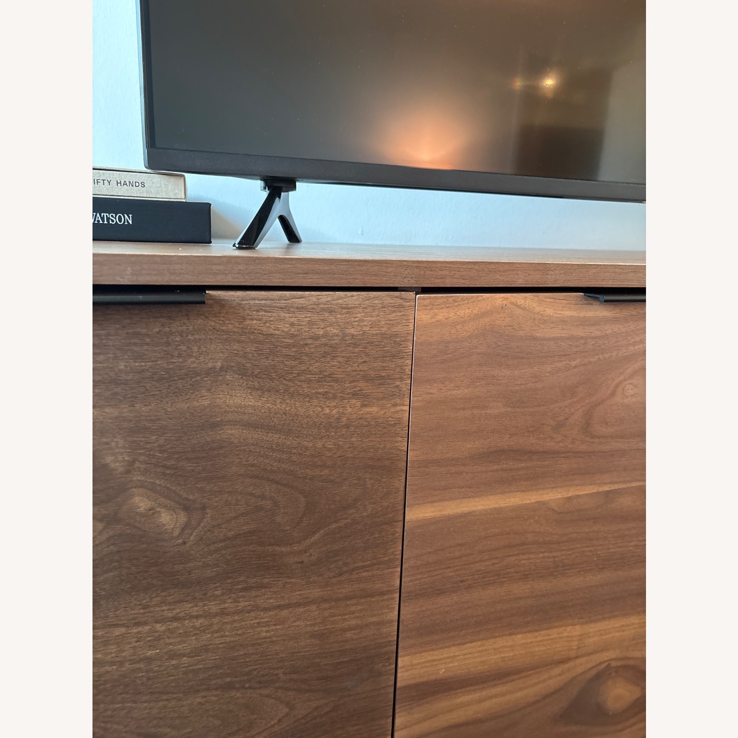 Valyou Furniture Valka Dresser - image-9