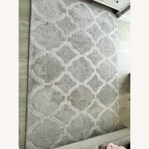 Used IKEA HILLESTED Light Gray Fabric Area Rug 5'7" x 7'10" for sale on AptDeco