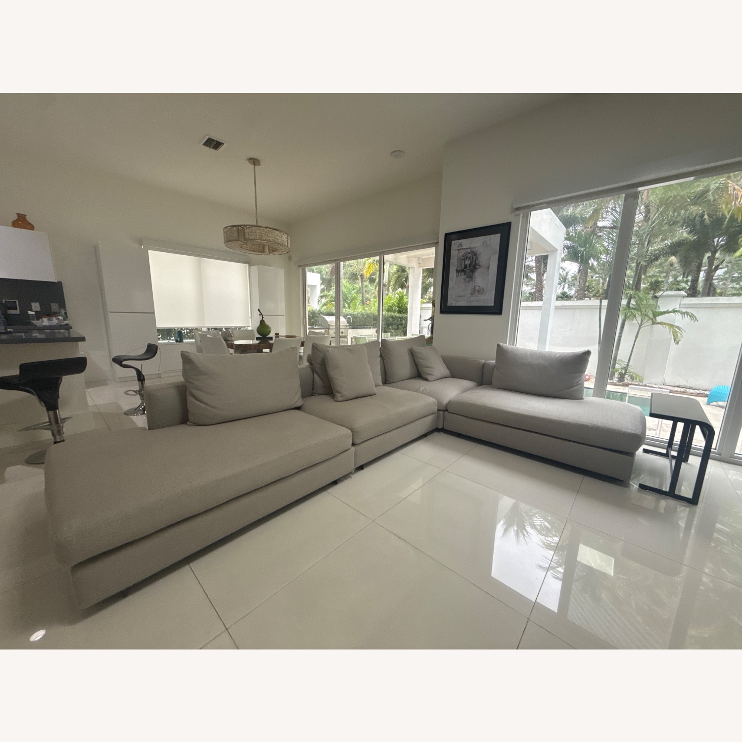 Camerich Modern L-Shaped Sectional Couch - image-1