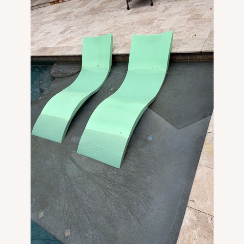 Used Ledge Lounger Signature Chaise Chair  for sale on AptDeco