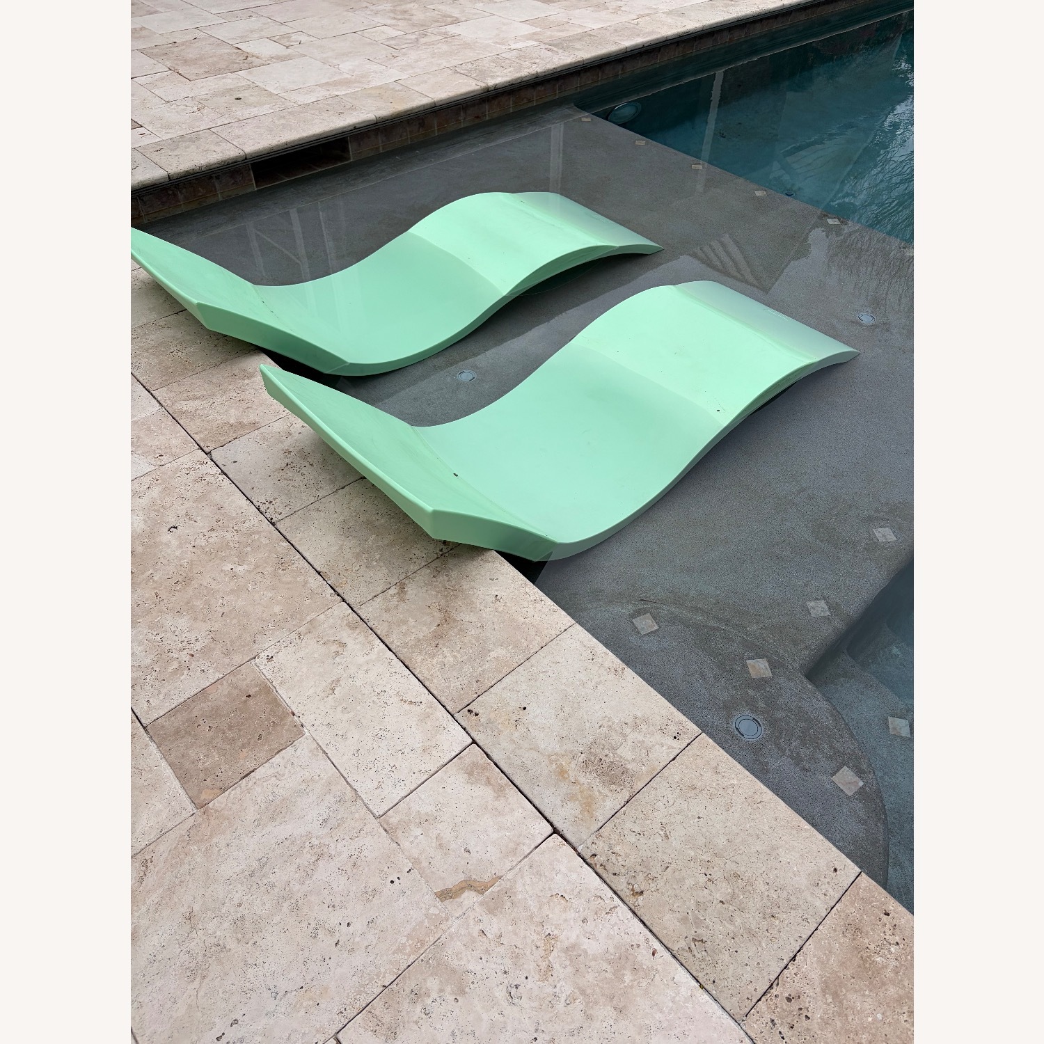 Ledge Lounger Signature Chaise Chair  - image-3