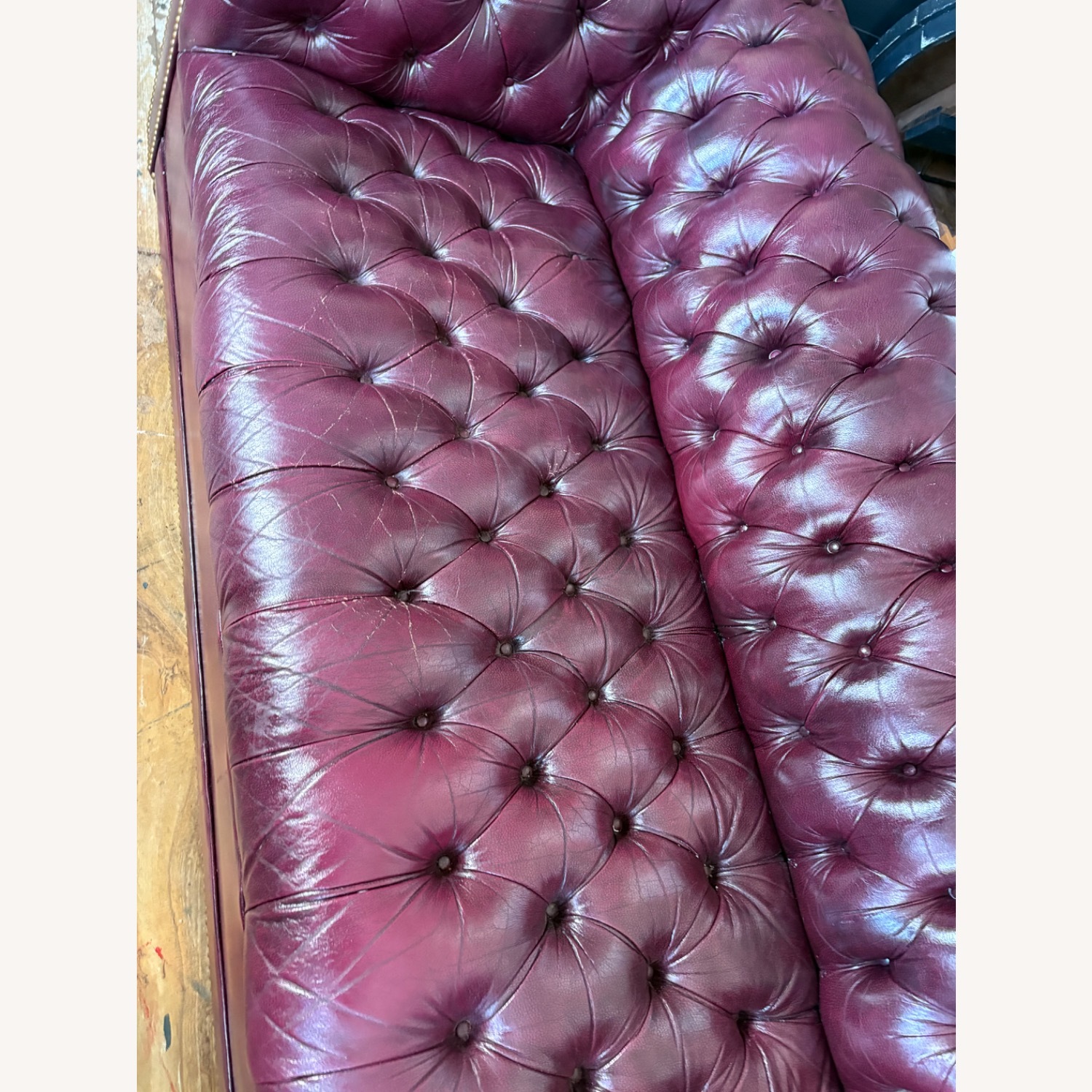 American Furniture Classics 2 Seater Sofa - image-5