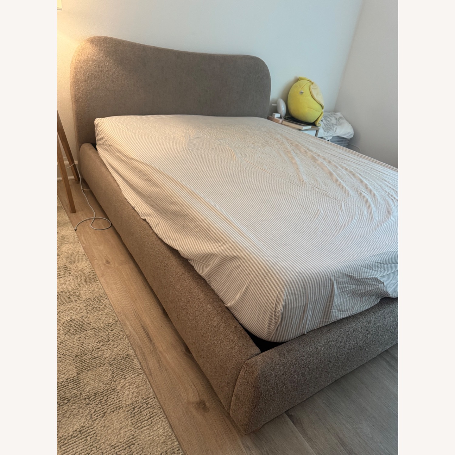 All Modern Light Brown Boucle Queen Bed - image-3