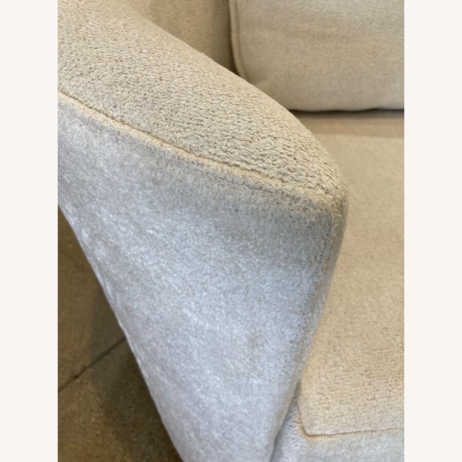 Custom Chenille Curved 3pc Sectional Cream  - image-9