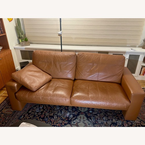 Used Stylish Sofa in Top Quality Leather for sale on AptDeco