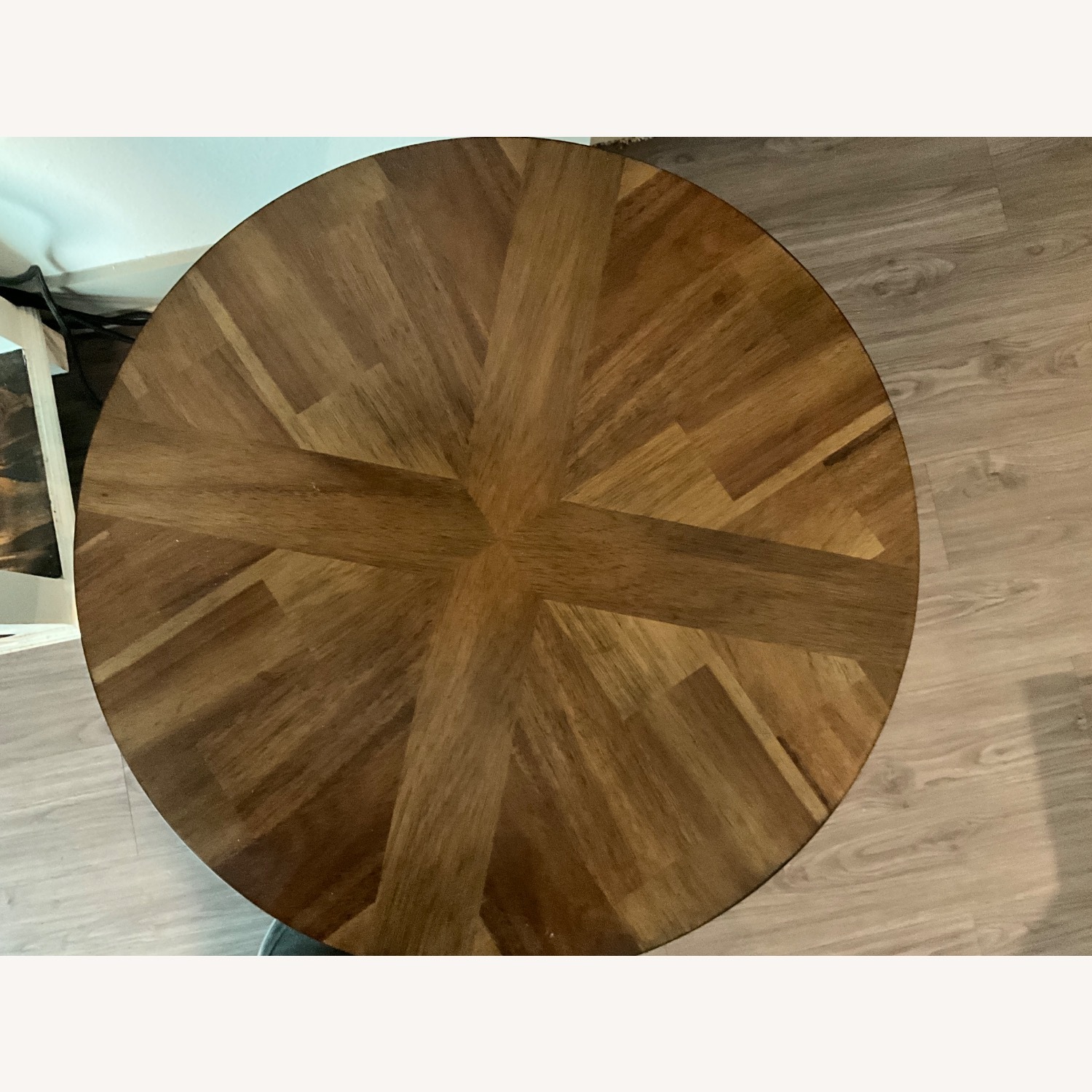 Ashley Roybeck 3 Piece Table Set - image-4