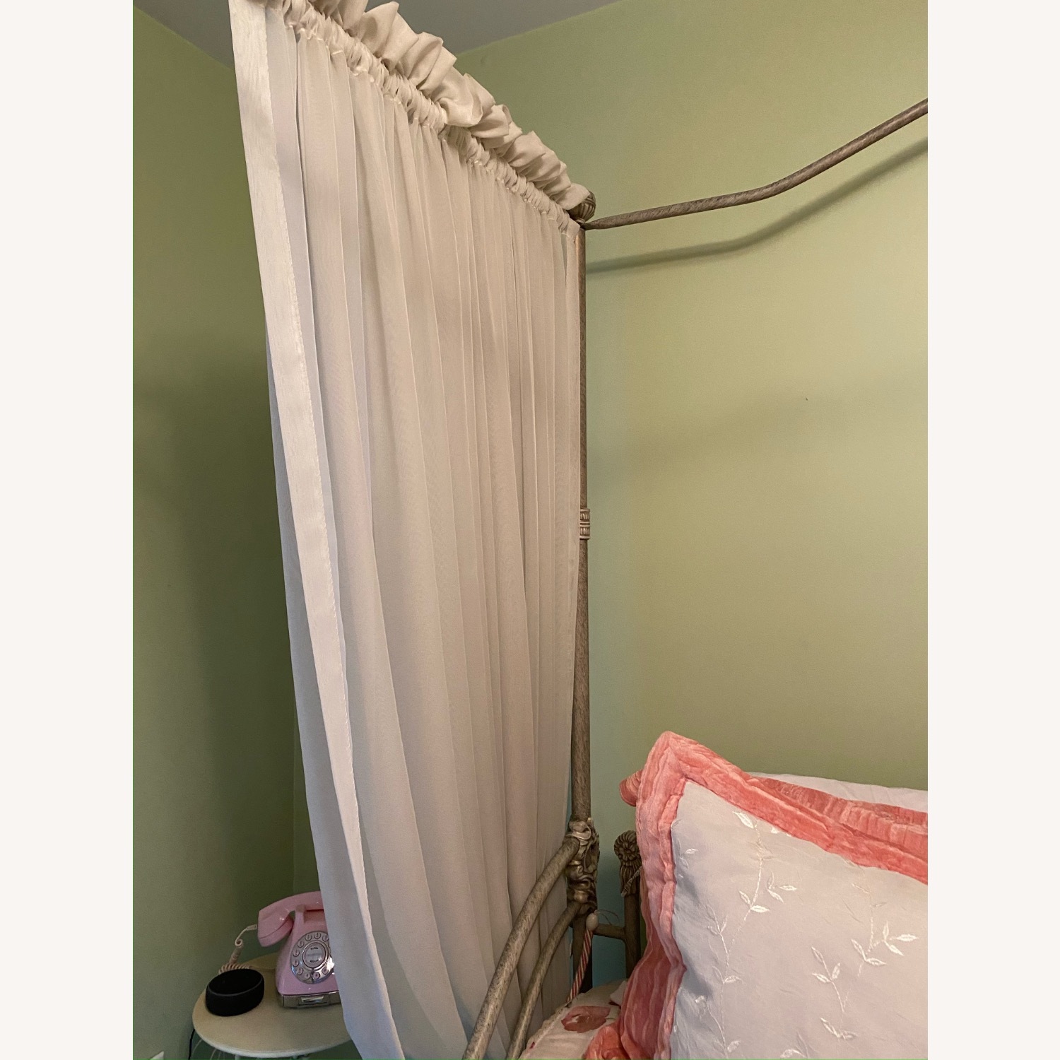 Antique White Metal Canopy Daybed - image-6