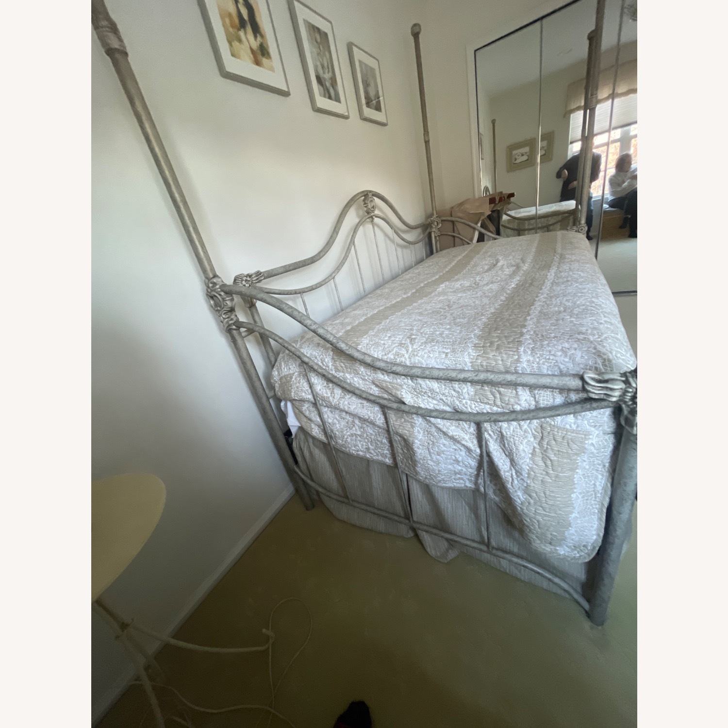 Antique White Metal Canopy Daybed - image-3
