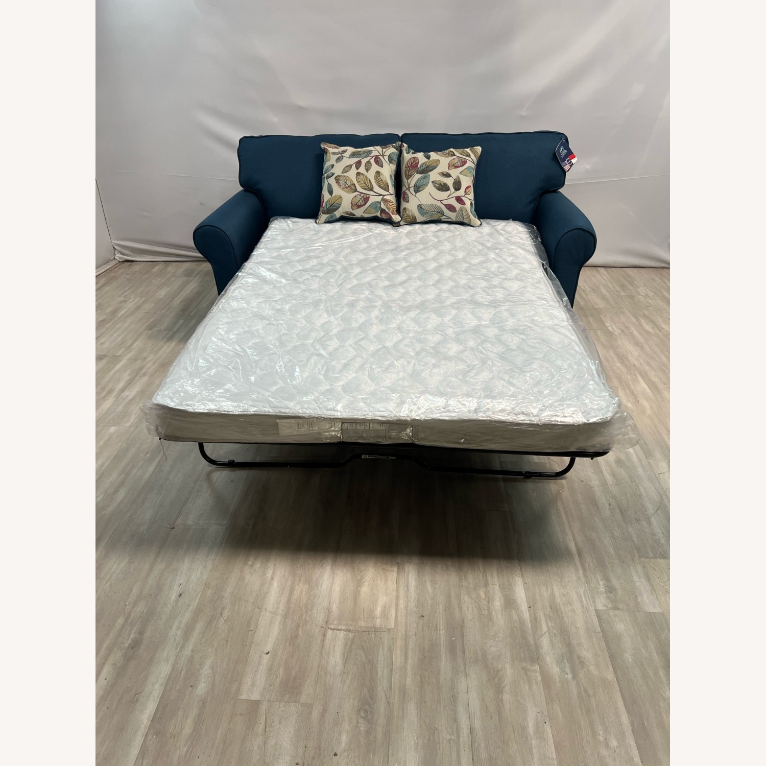 Three Posts Langenfeld Upholstered Sleeper Sofa - image-8