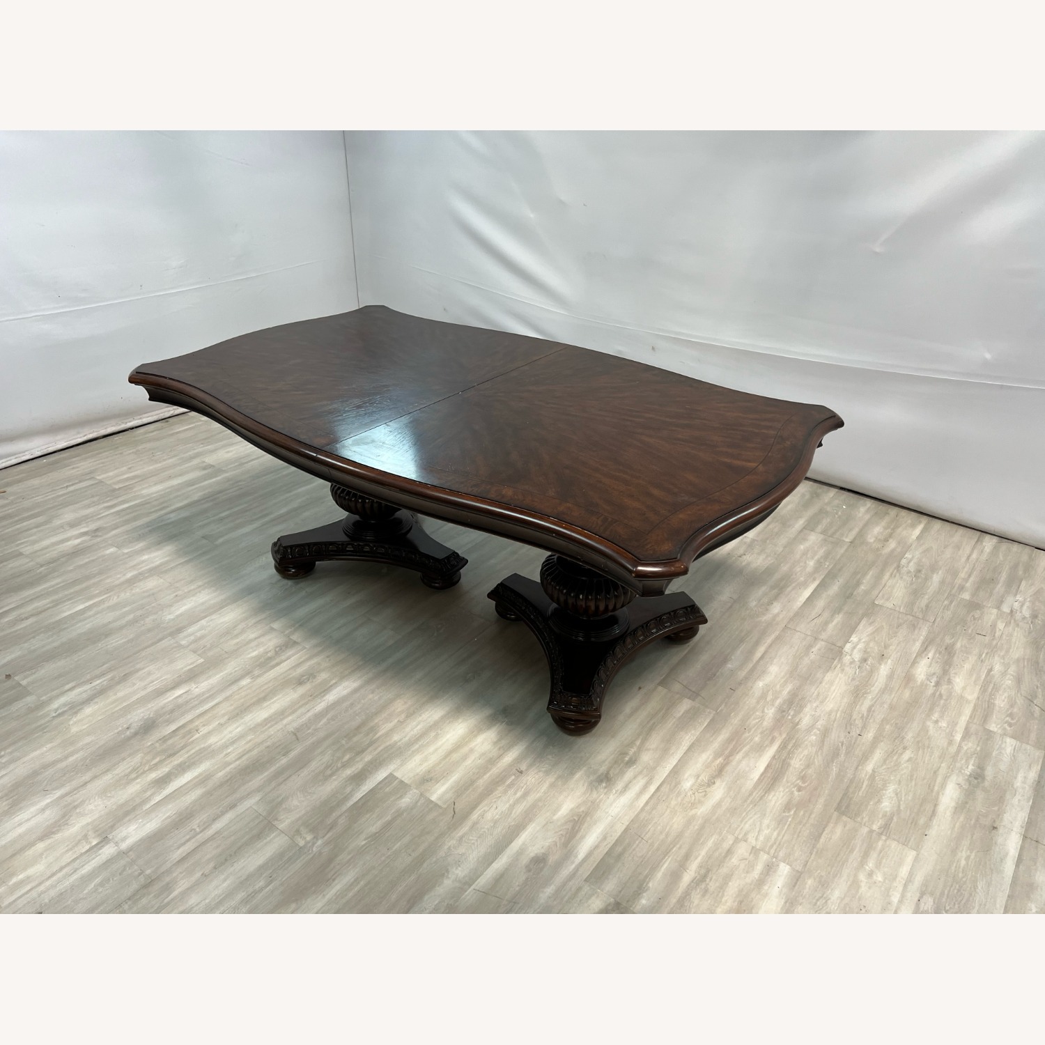 Raymour & Flanigan Dining Table - image-5