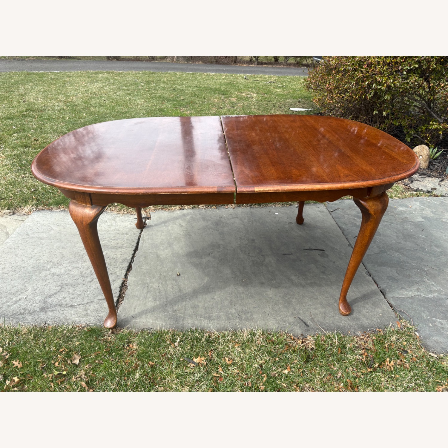 Extendable Broyhill Dark Brown Dining Table - image-5