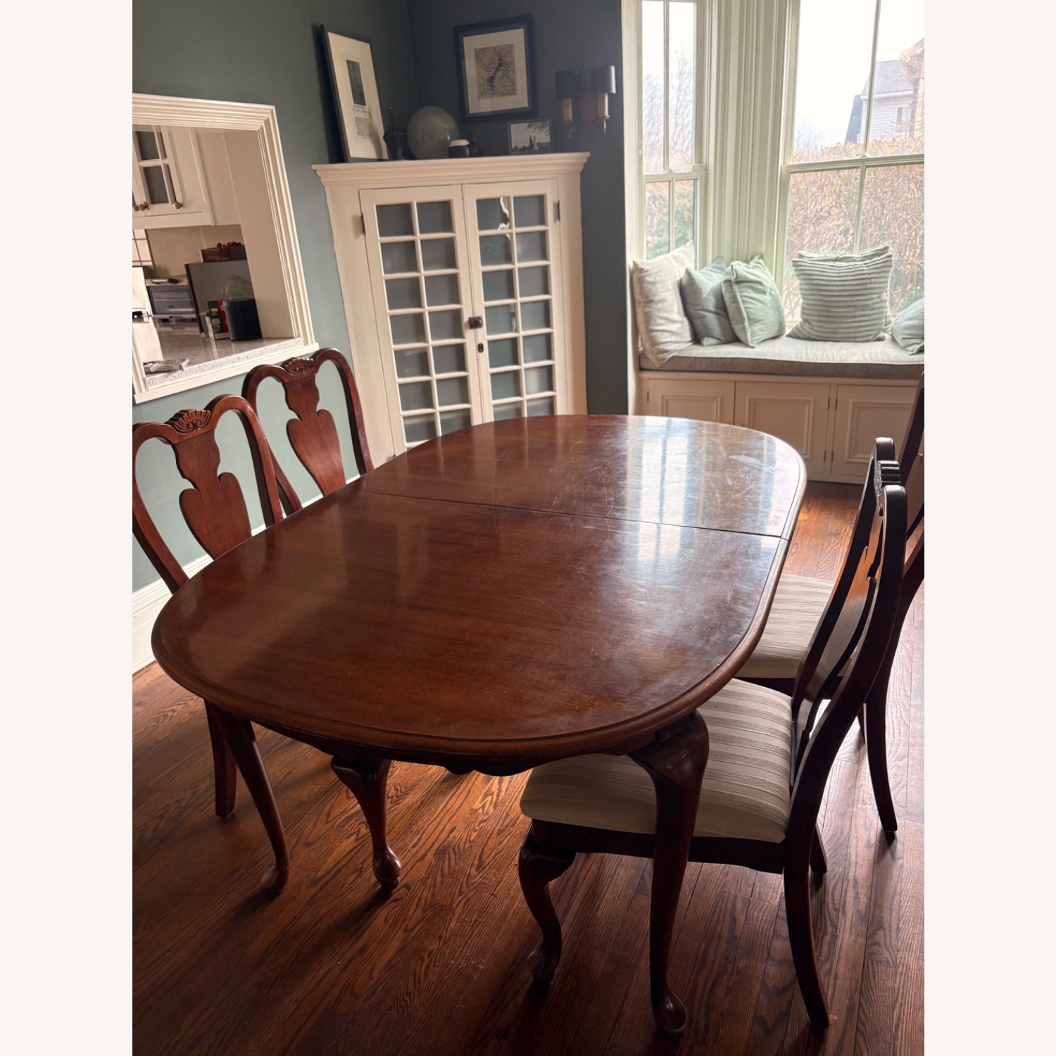 Extendable Broyhill Dark Brown Dining Table - image-2