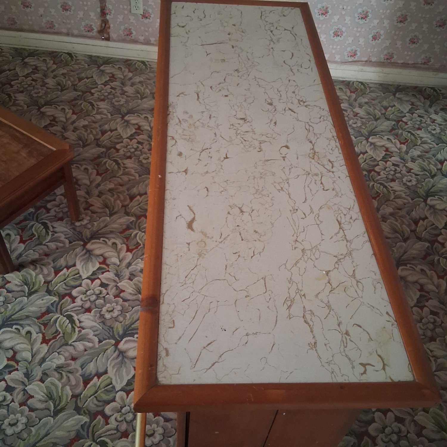 Serving Bar W Shelves - image-3