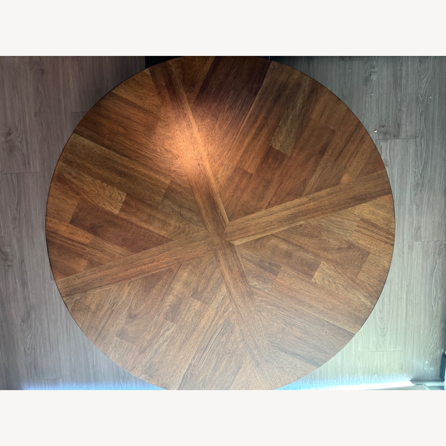 Ashley Furniture Roybeck Table (Set of 3) - image-3