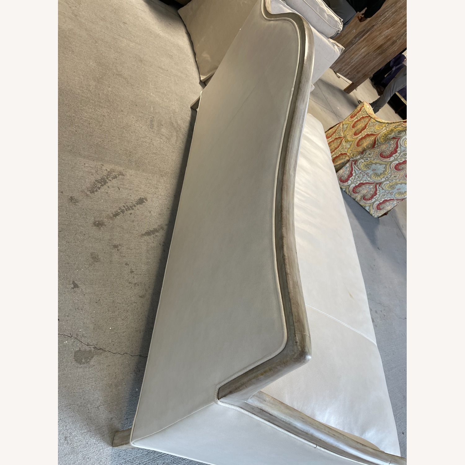 Light Gray Leather 3+ Seater Sofa - image-4