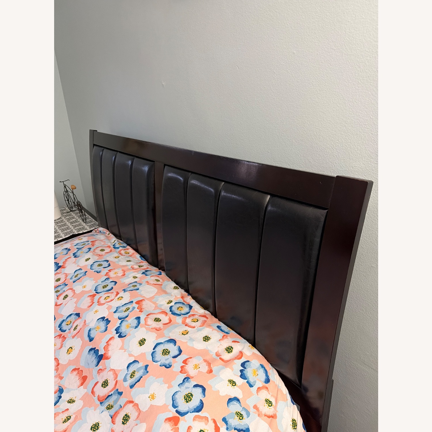 Dark Brown Wood Queen Bed - image-3