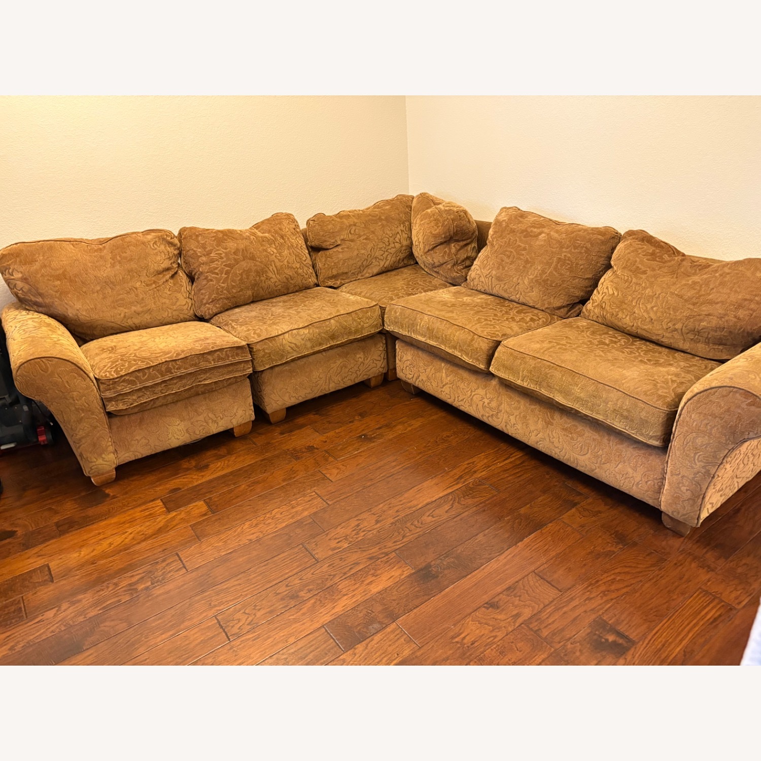 Vintage Beige Damask Sectional - image-5