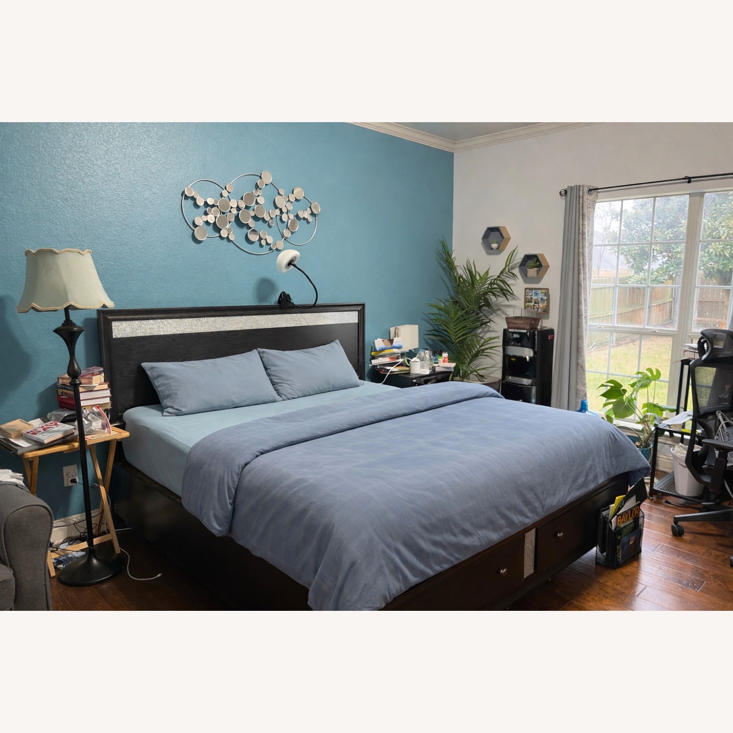 Modern Wood Storage King Bed - image-1