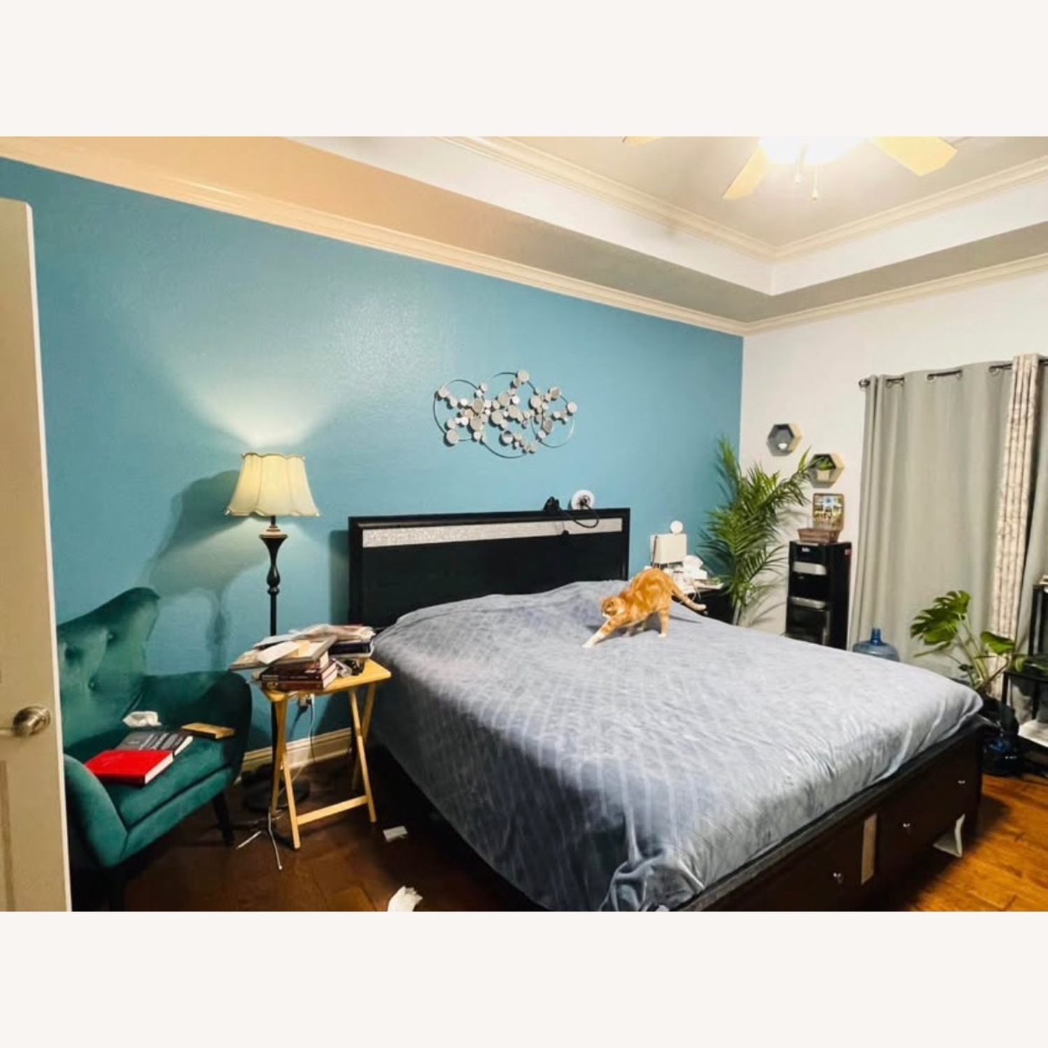 Modern Wood Storage King Bed - image-2