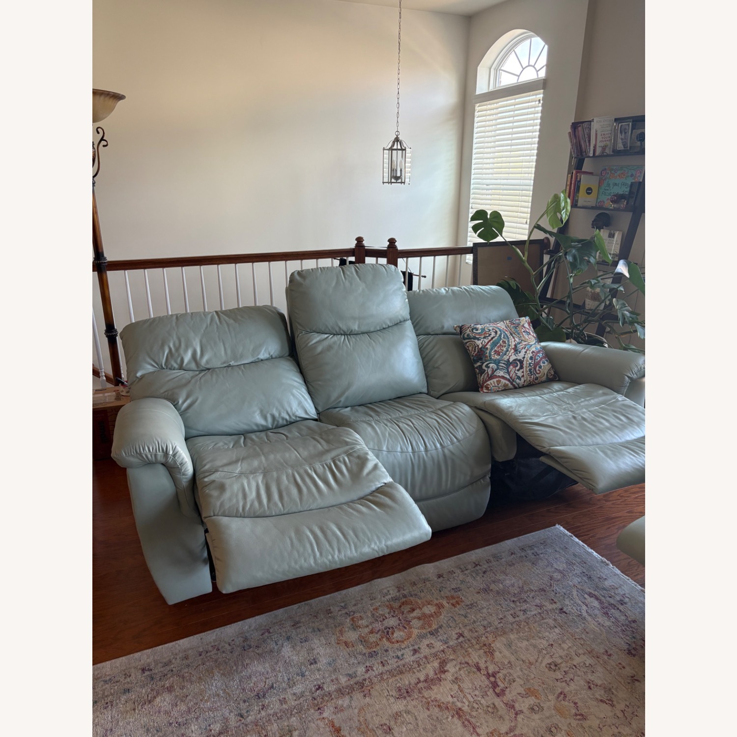 La-Z-Boy 3+ Seater Sofa - image-2