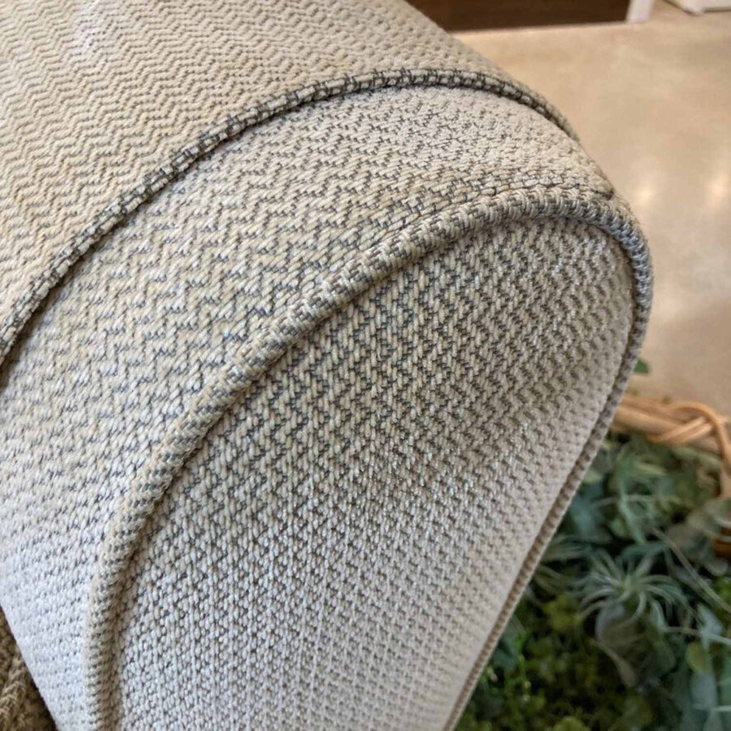 La-Z-Boy Upholstered Light Brown 2-Seat Loveseat - image-6