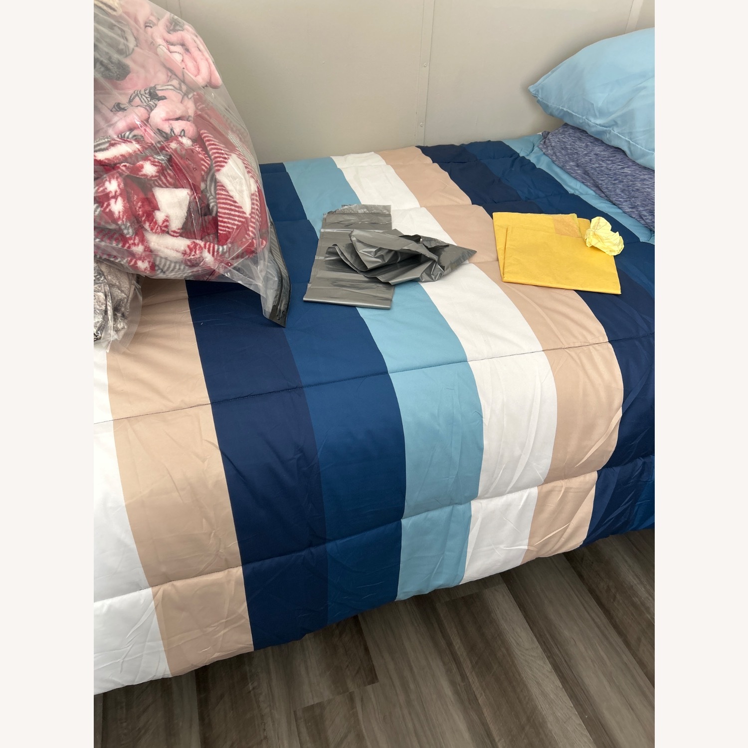 Ashley Furniture Twin Bed - image-3