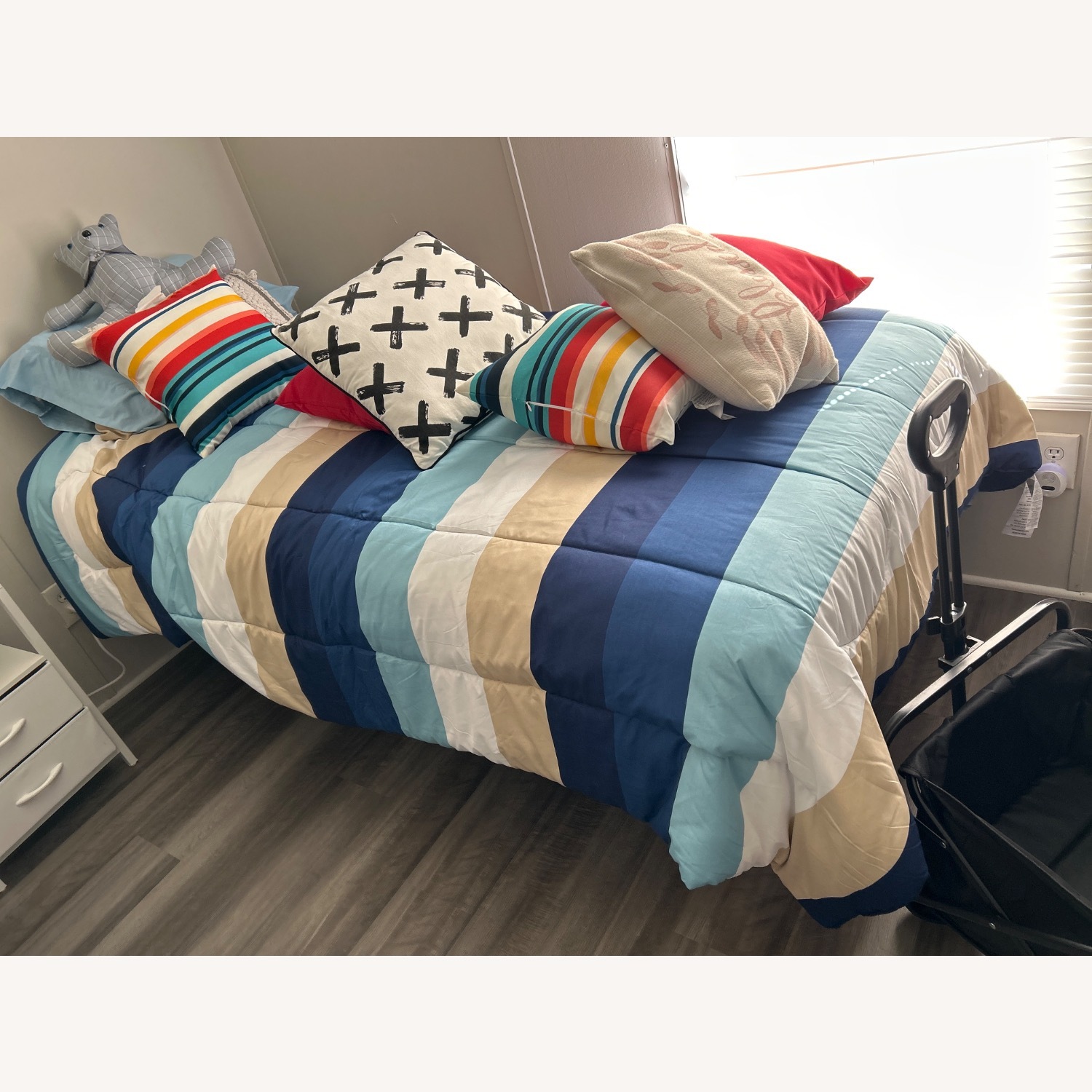 Ashley Furniture Twin Bed - image-2