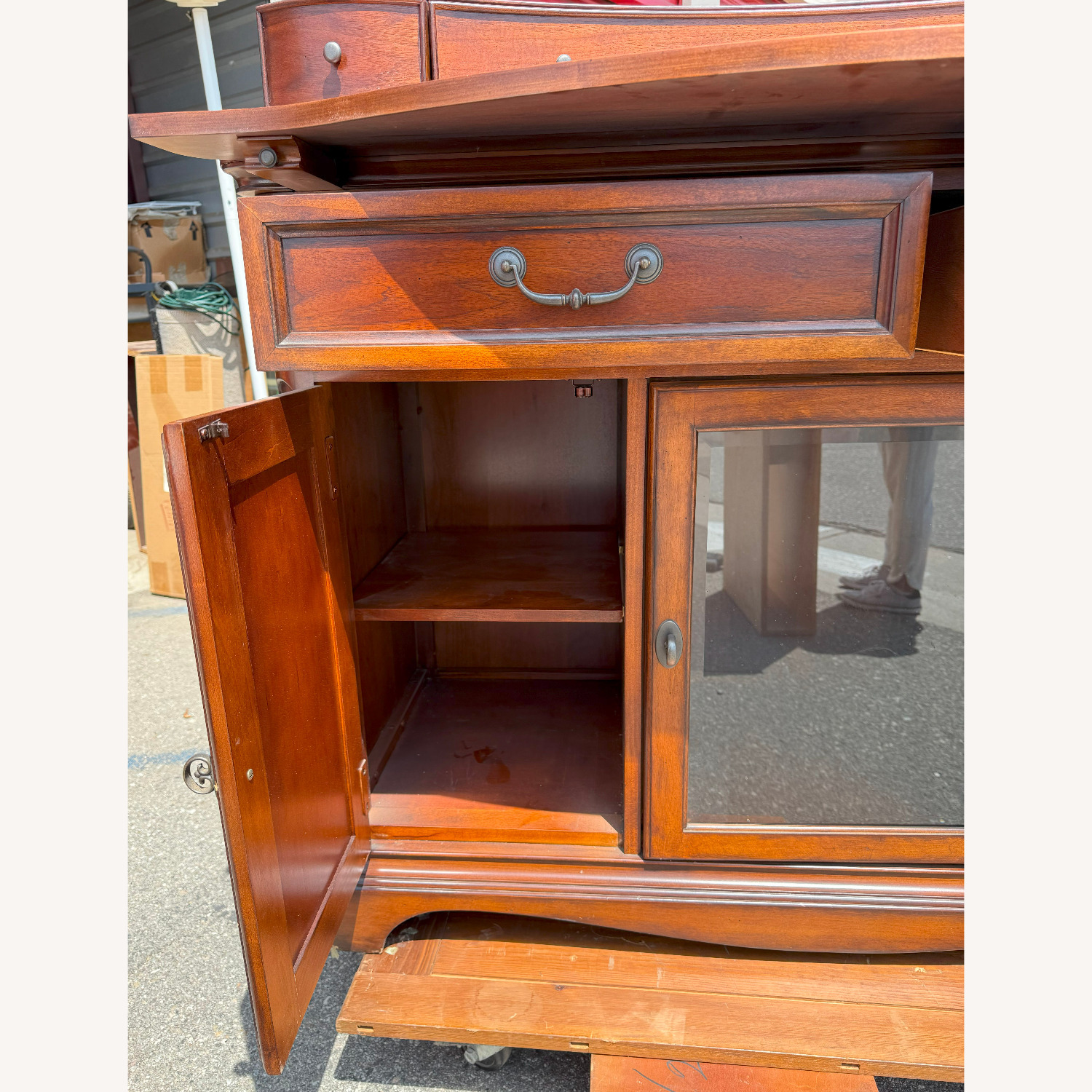 Sophisticated Console/Dresser With Mirror - image-10