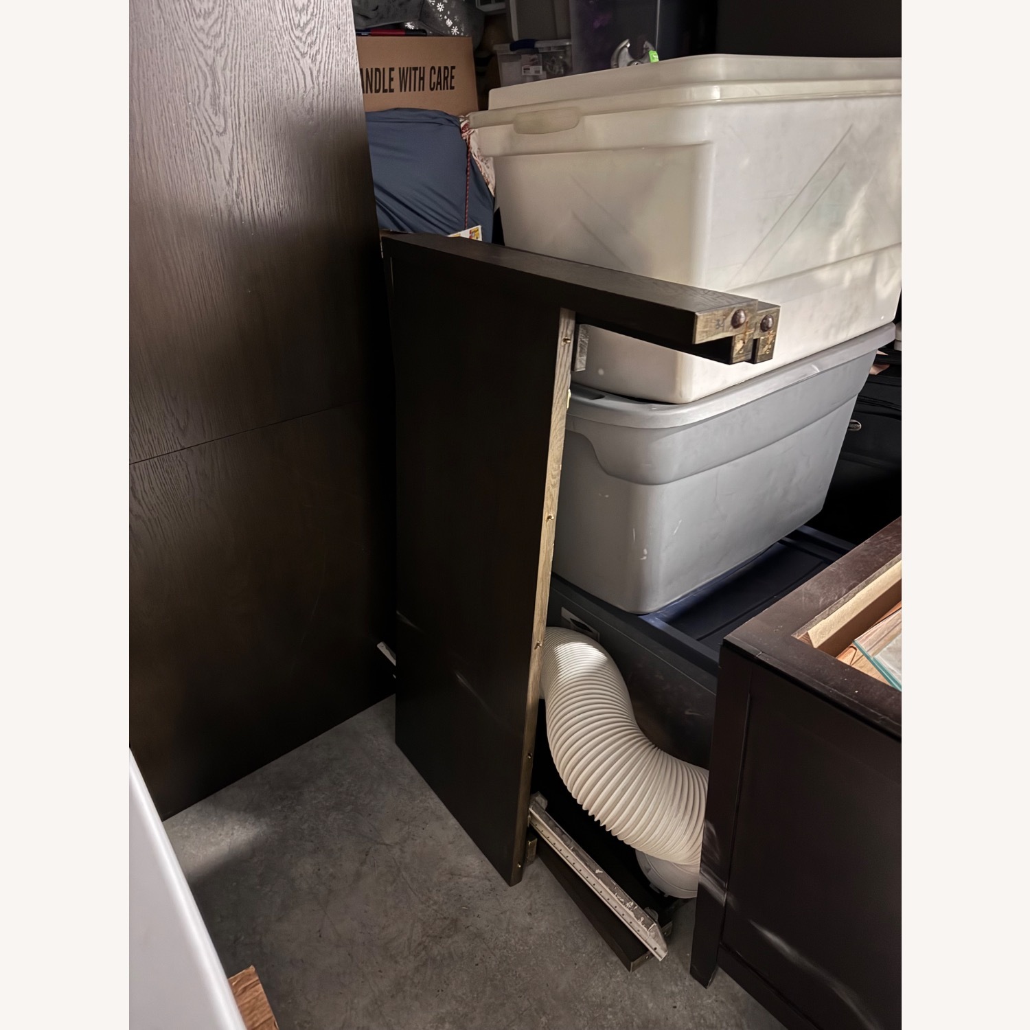 Jordan's Furniture Dining Table - image-8