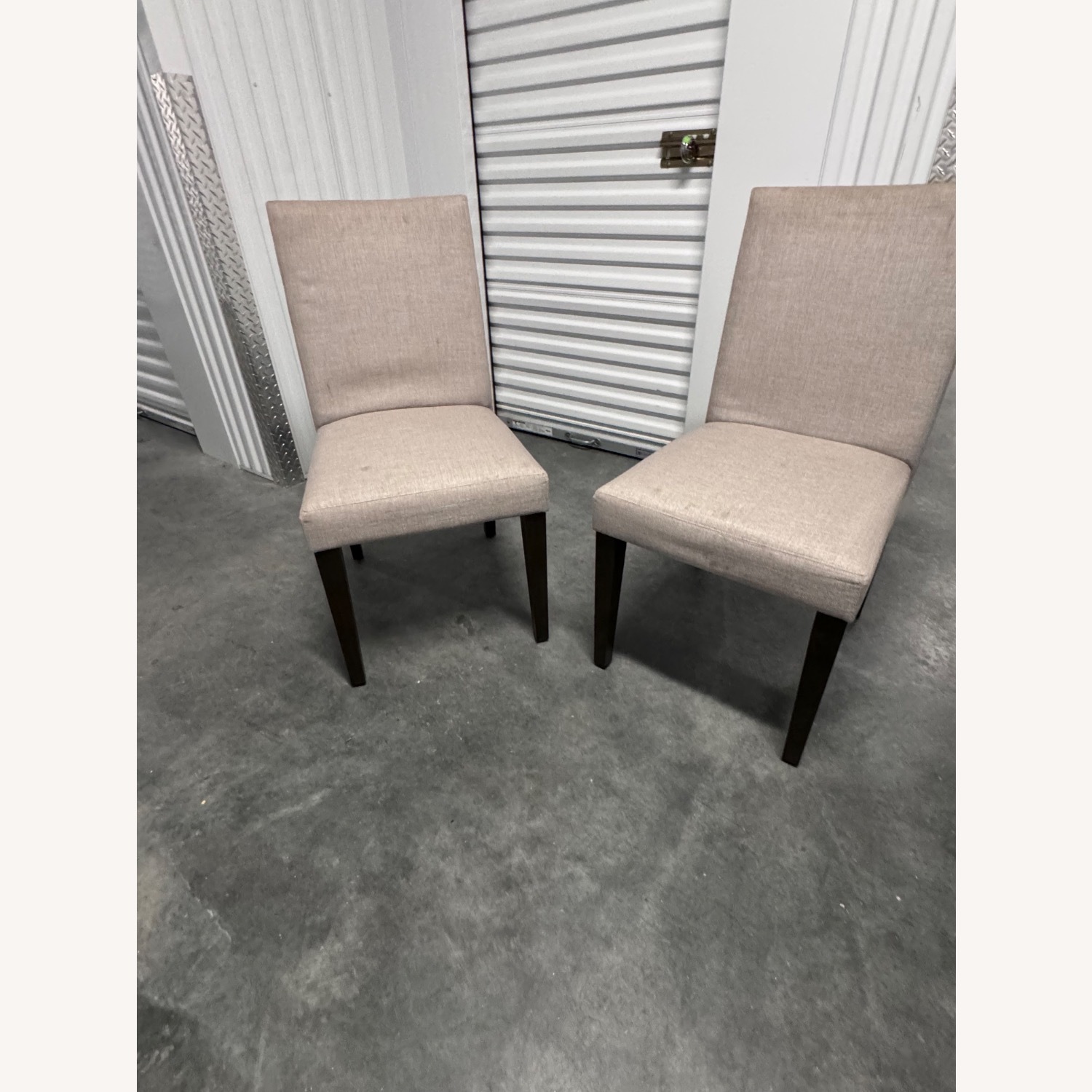 Jordan's Furniture Dining Table - image-5