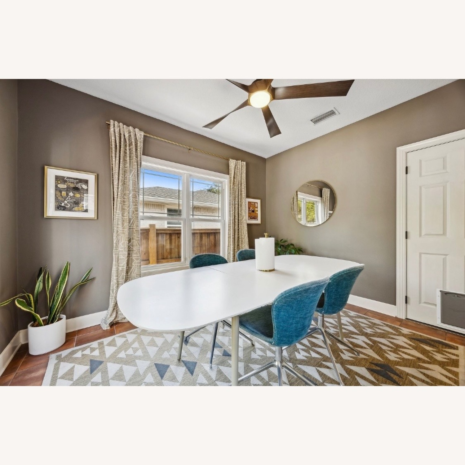 BoConcept Kingston White Lacquer Dining Sets - image-2