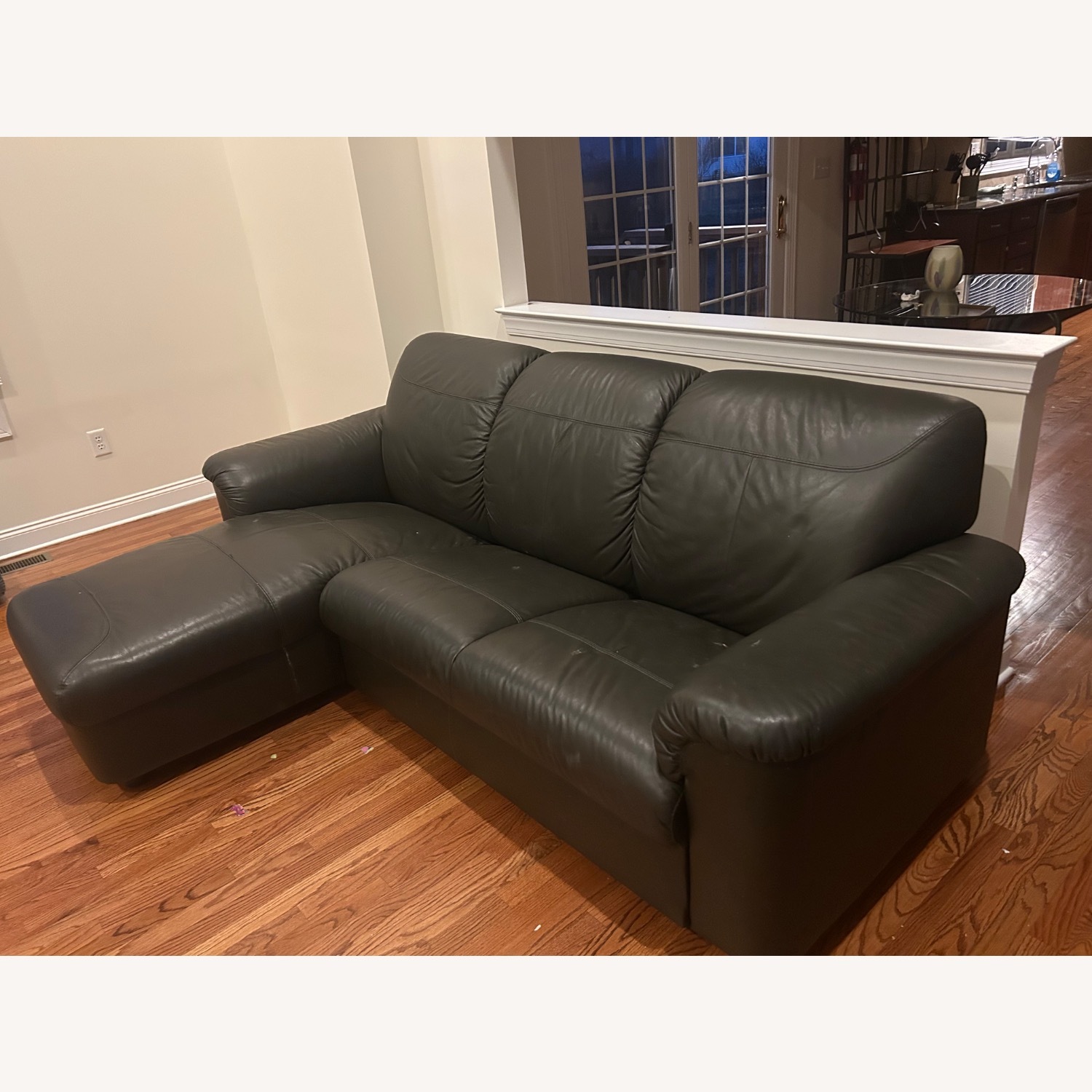 Vintage/Antique 3+ Seater Sofa - image-1