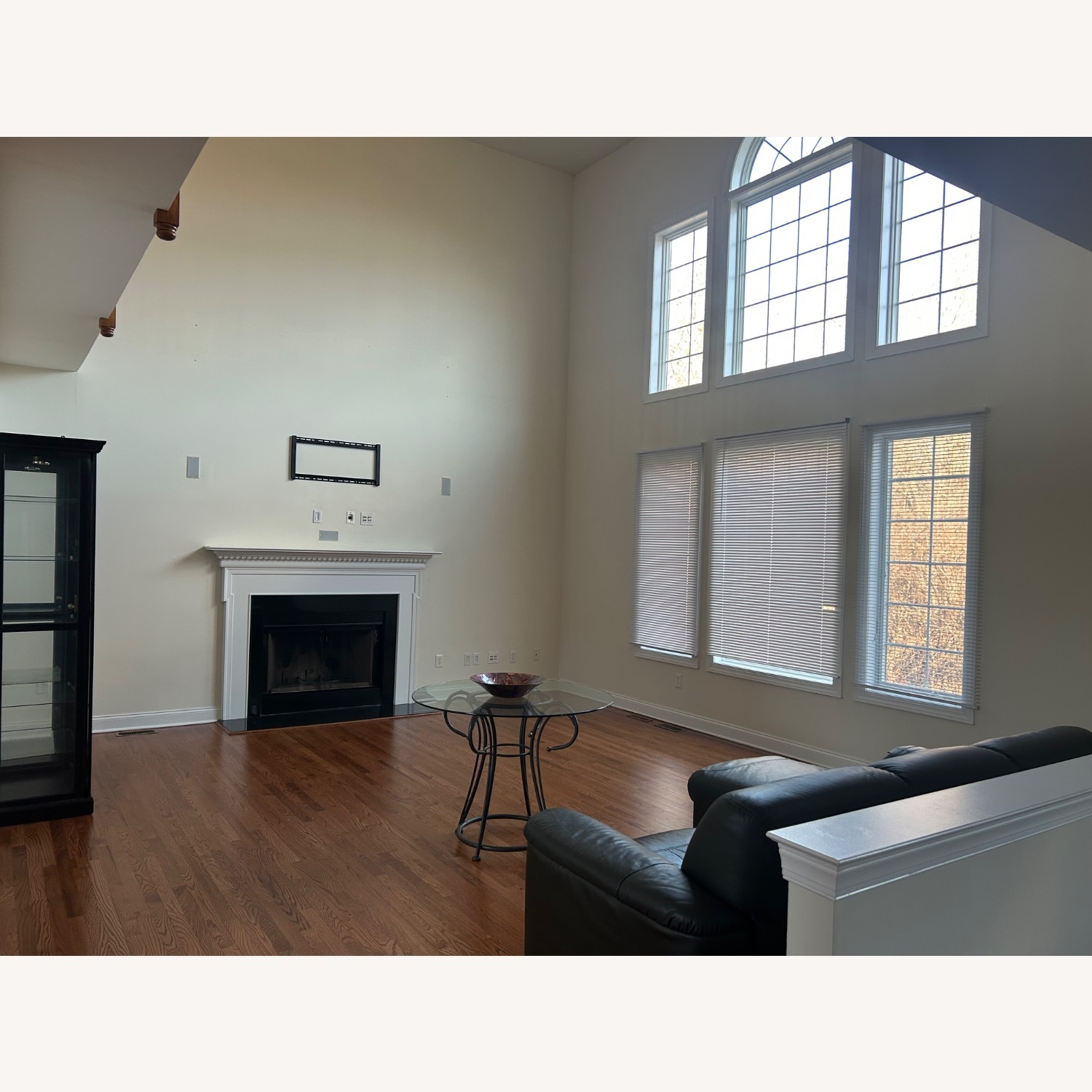 Vintage/Antique 3+ Seater Sofa - image-3