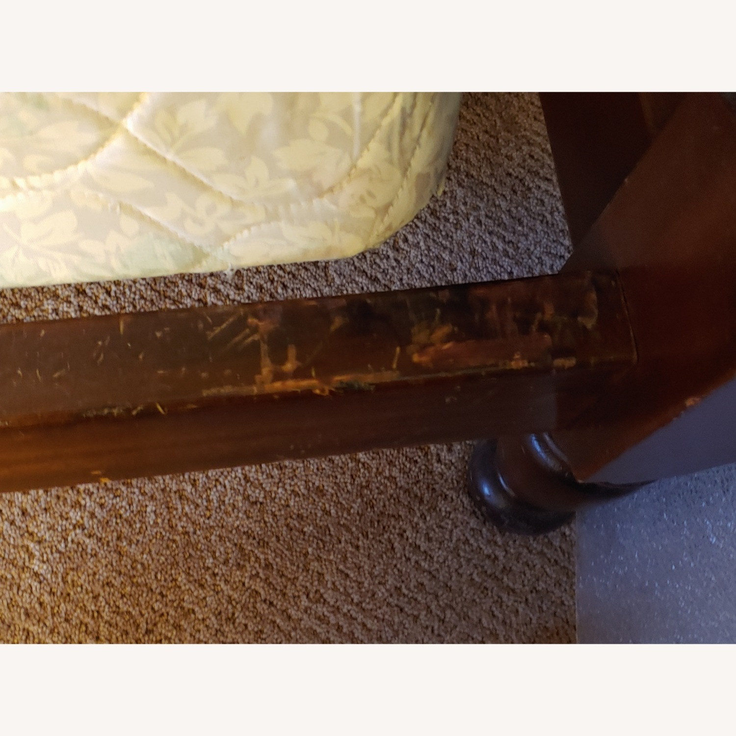 Antique 4-Poster - Full Size - image-4