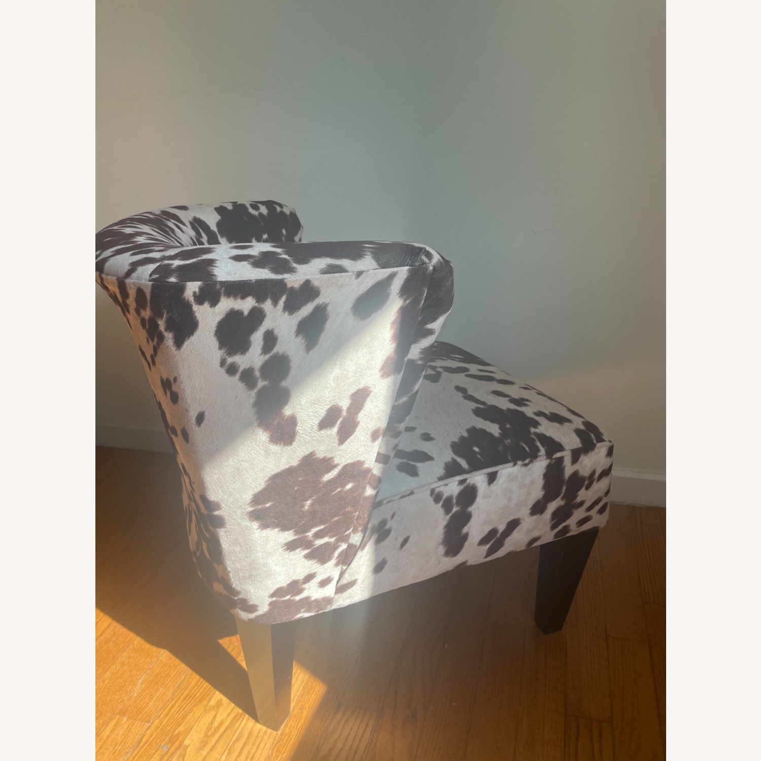 Raymour & Flanigan Accent Chair - image-2