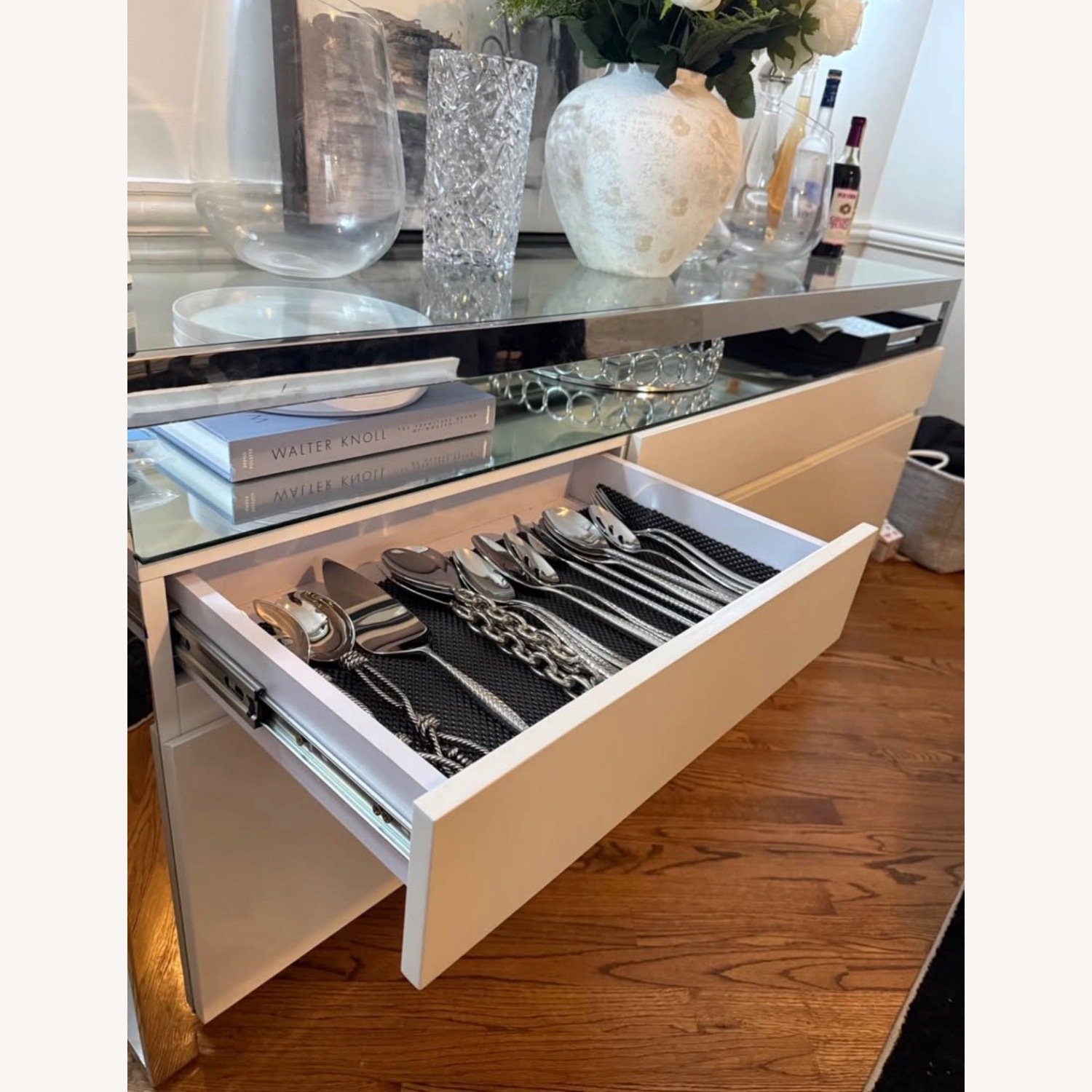 Modani Bari White Sideboard - image-4