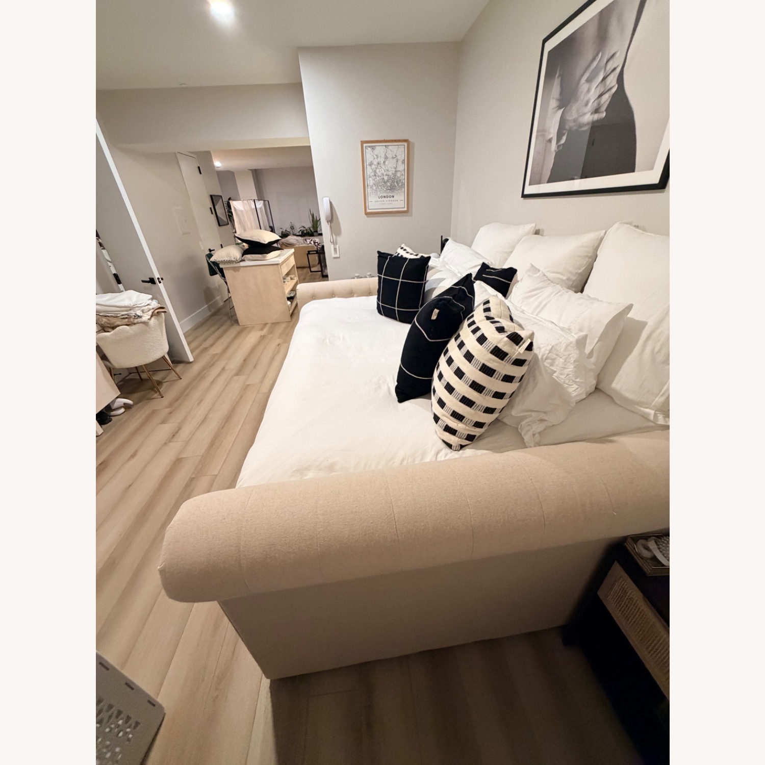 Wayfair Michelle Upholstered Queen Size Daybed - image-3