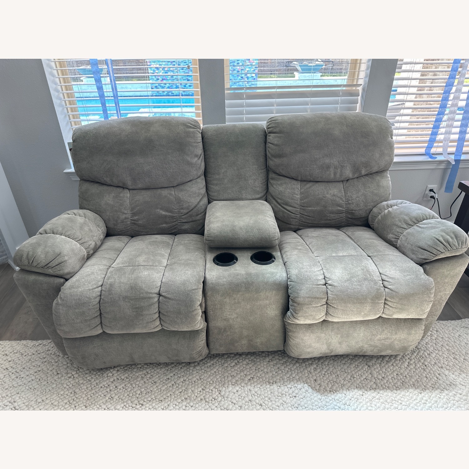 La-Z-Boy Morrison Light Gray Fabric Loveseat - image-1