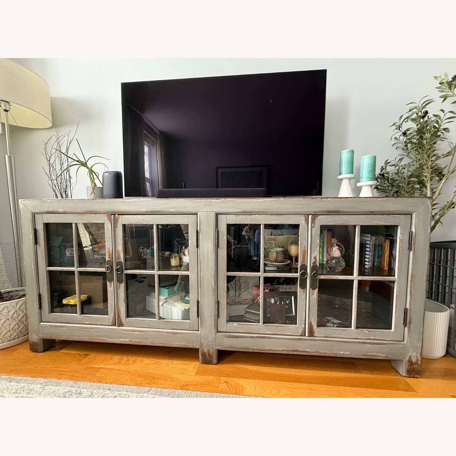 Ethan Allen Ming Distressed Sideboard - image-5