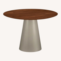 Room & Board Decker 36" Round Table