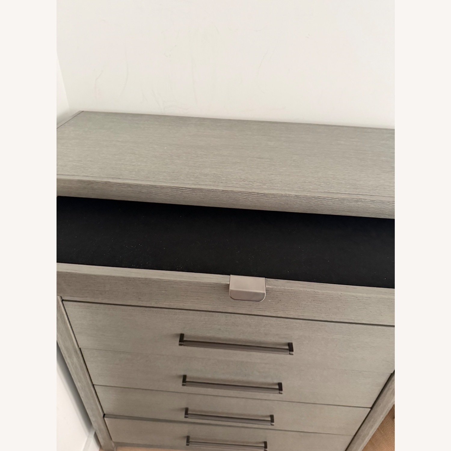 Raymour & Flanigan San Clemente Light Gray Wood Chest - image-4