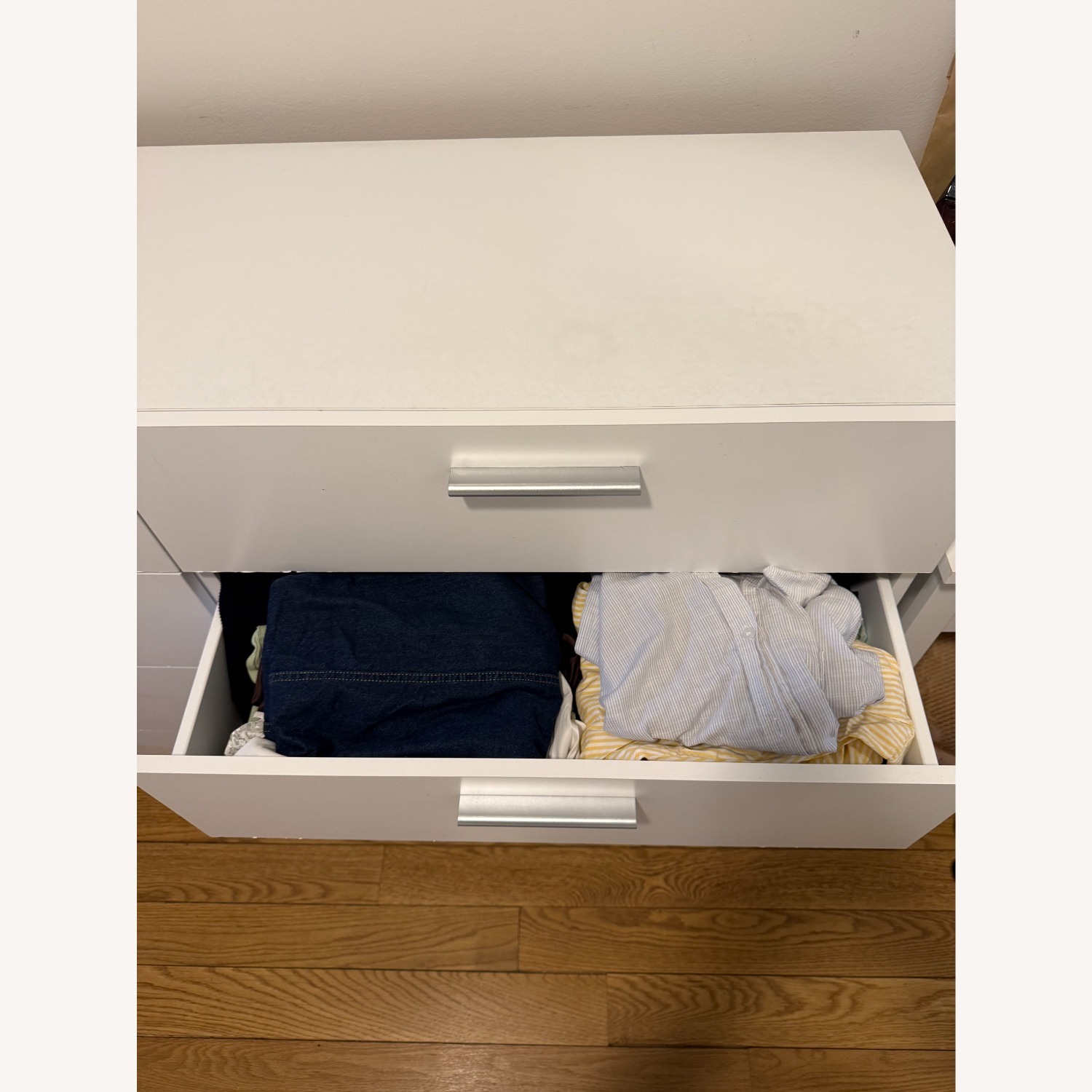 White Dresser 8 Drawers - image-6