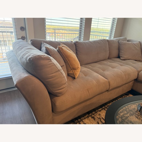 Used Rooms To Go Cindy Crawford Light Gray 2 Piece Sectional for sale on AptDeco