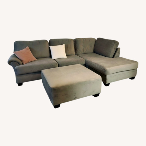 Used American Signature Furniture 3+ Piece Sectional for sale on AptDeco