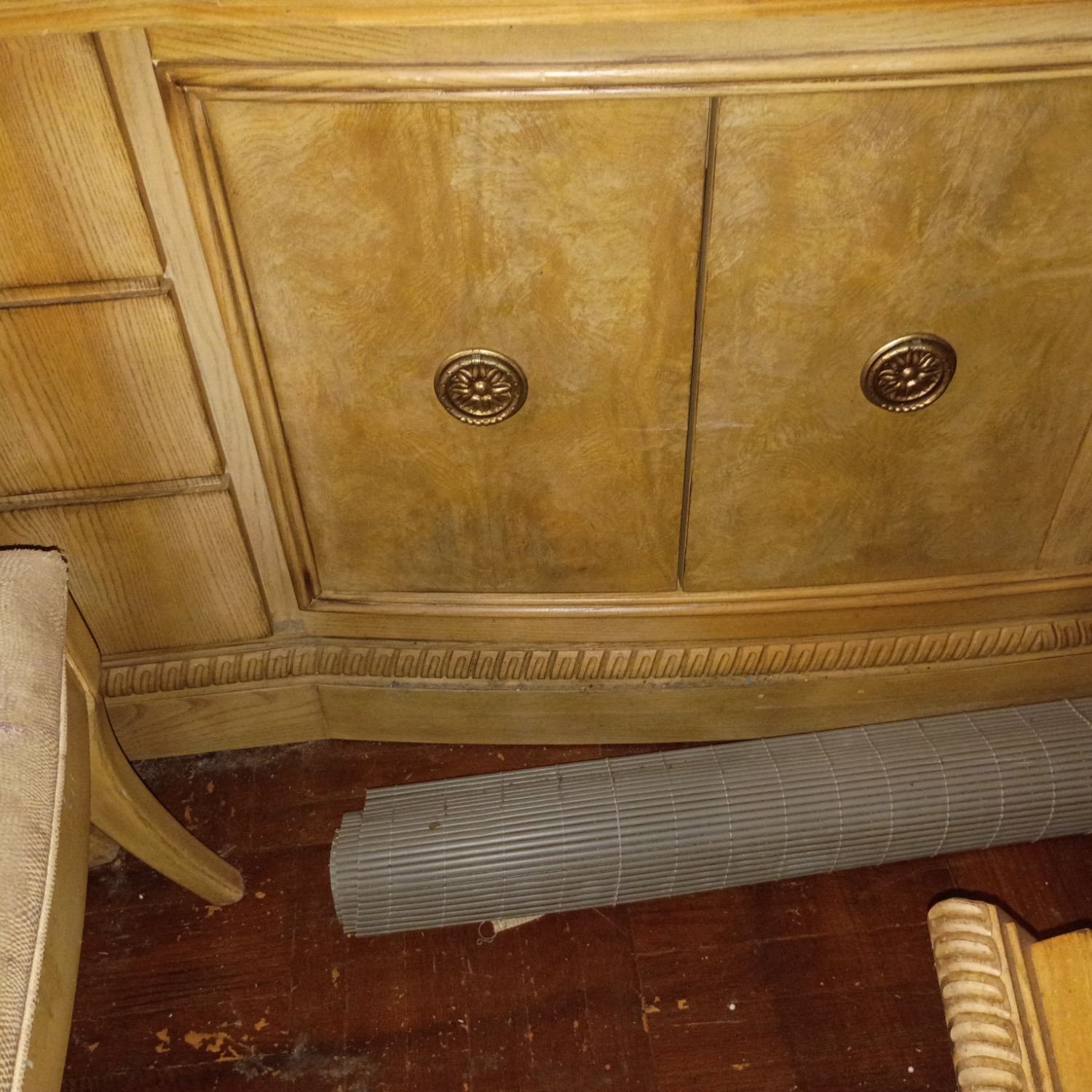 Drexel Heritage Insignia China Closet  - image-8