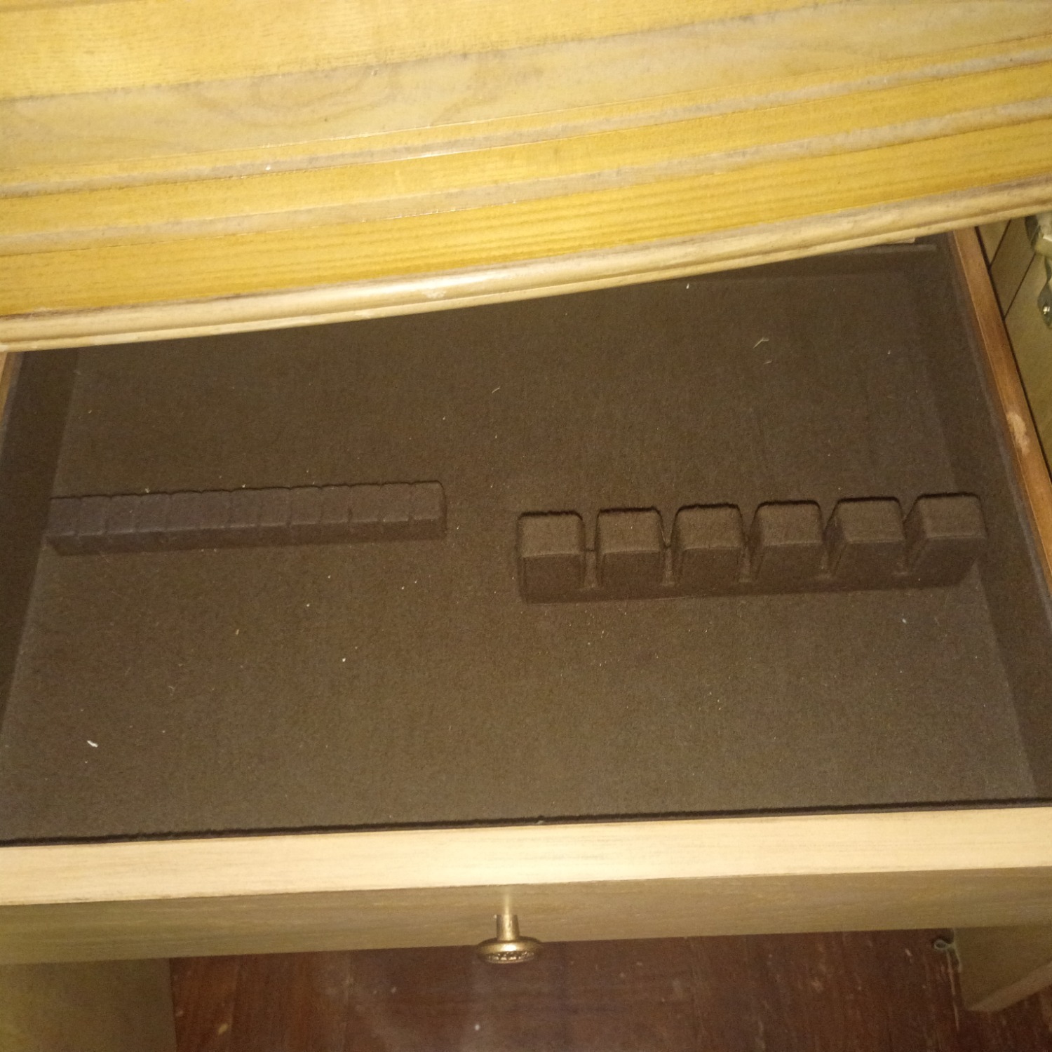 Drexel Heritage Insignia China Closet  - image-5