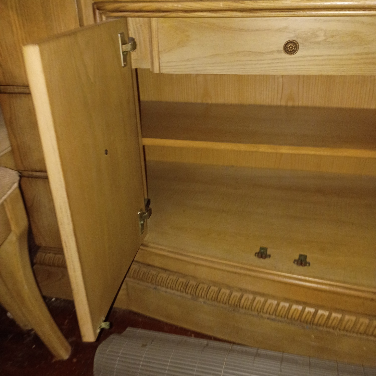 Drexel Heritage Insignia China Closet  - image-10